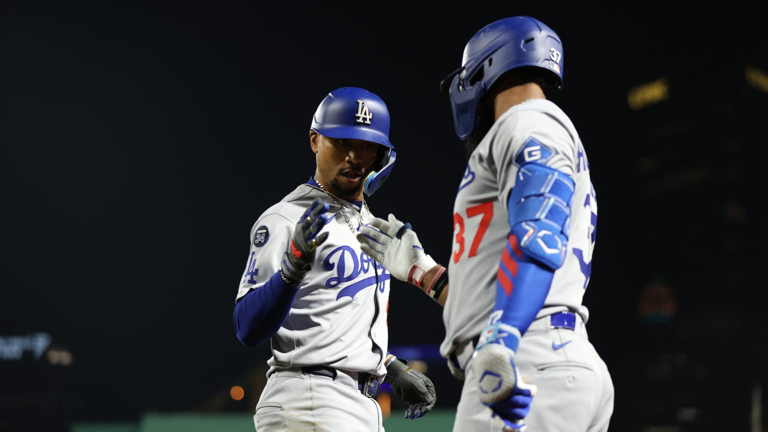 www.mlb.com