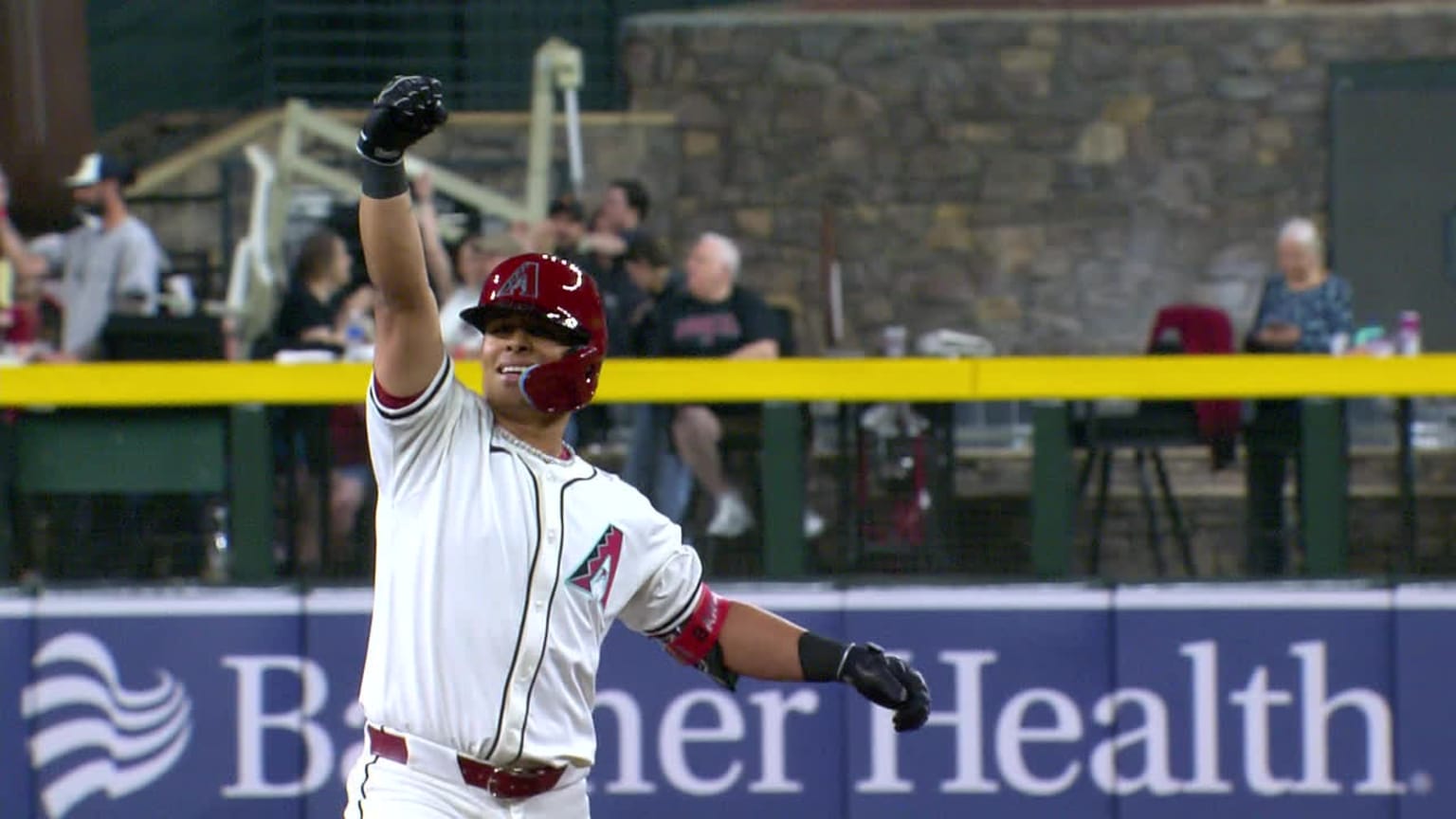 Barrosa delivers his first Major League hit 04/01/2024