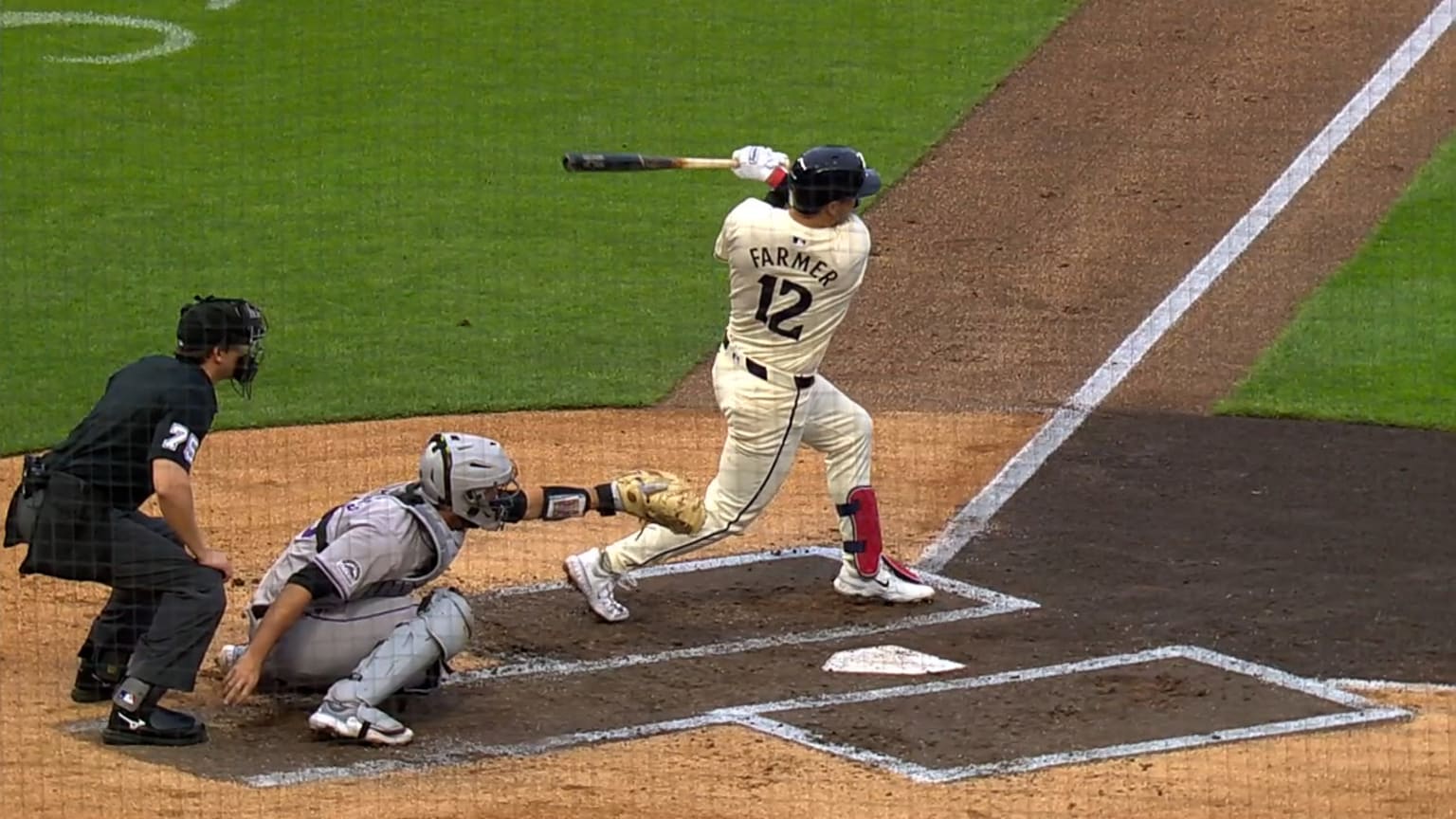 Kyle Farmer's RBI single