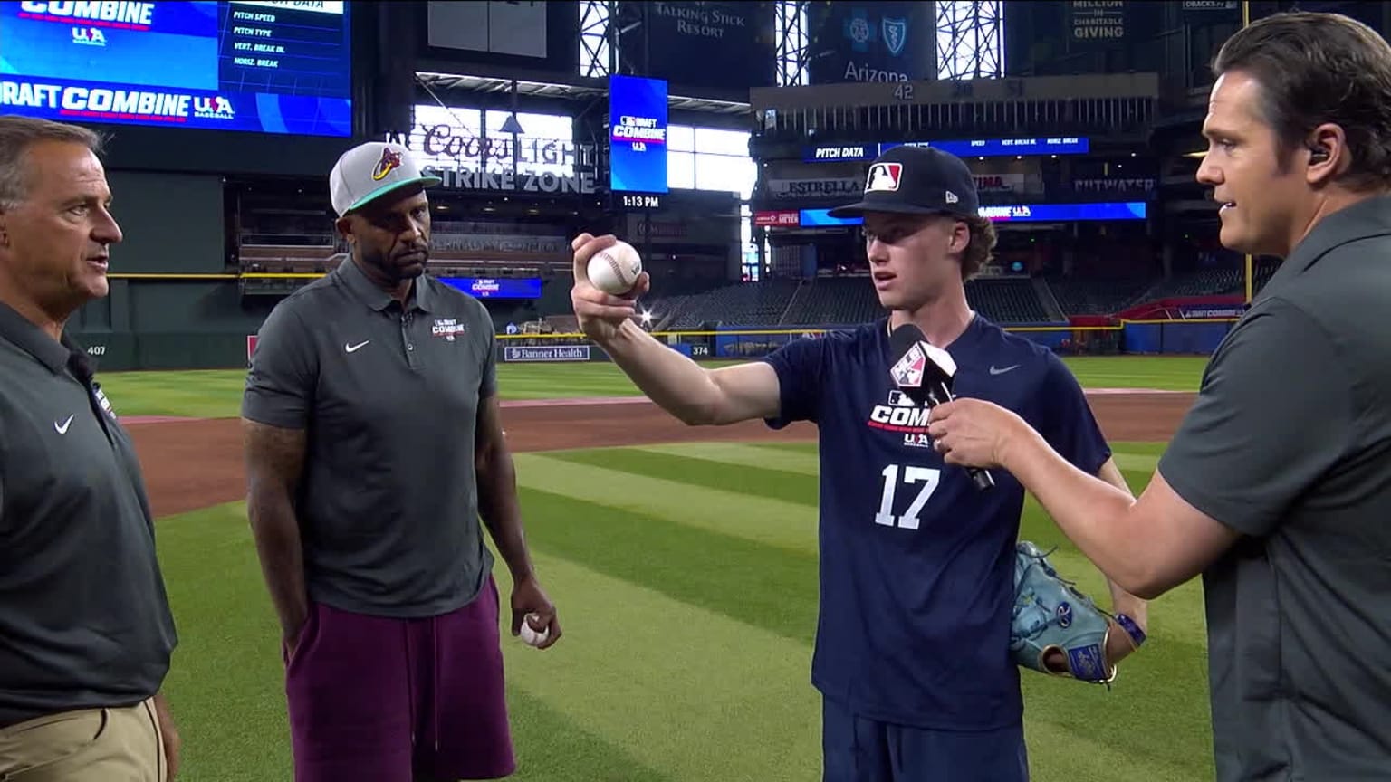 Reid Worley showcases unique pitch grip | 06/17/2025 | Seattle Mariners