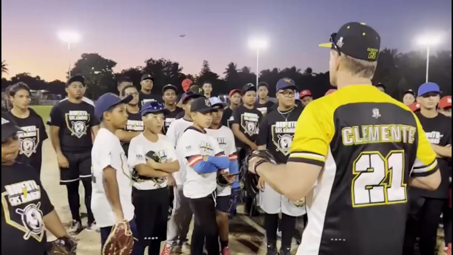 Baseball Clinics & Community - Roberto Clemente Foundation