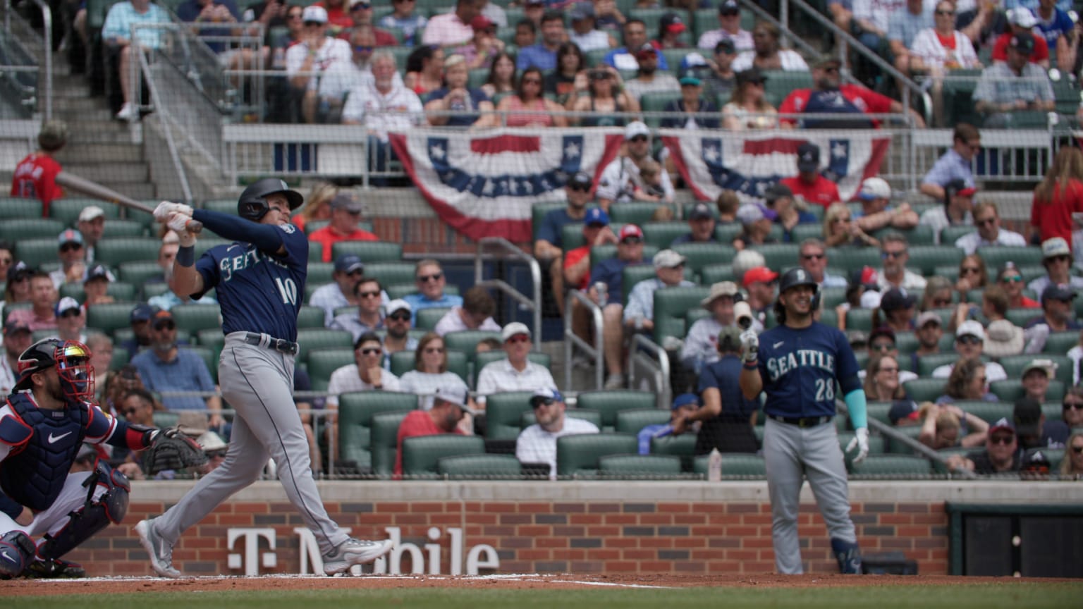 Field view of Kelenic's home run 05/21/2023 Seattle Mariners