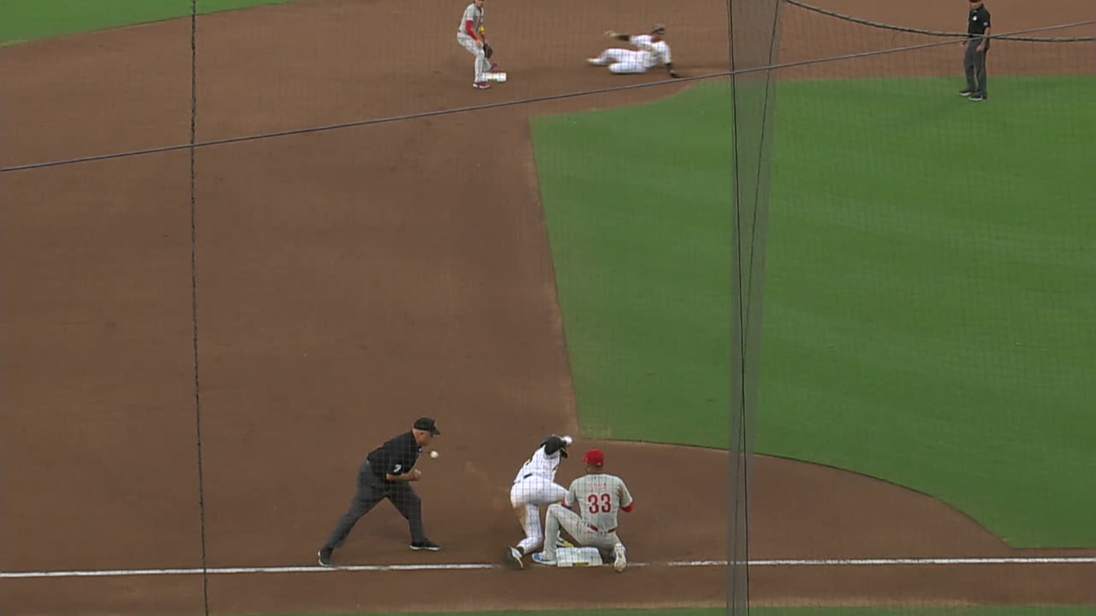 A bad throw hits the umpire 09/04/2023 Philadelphia Phillies