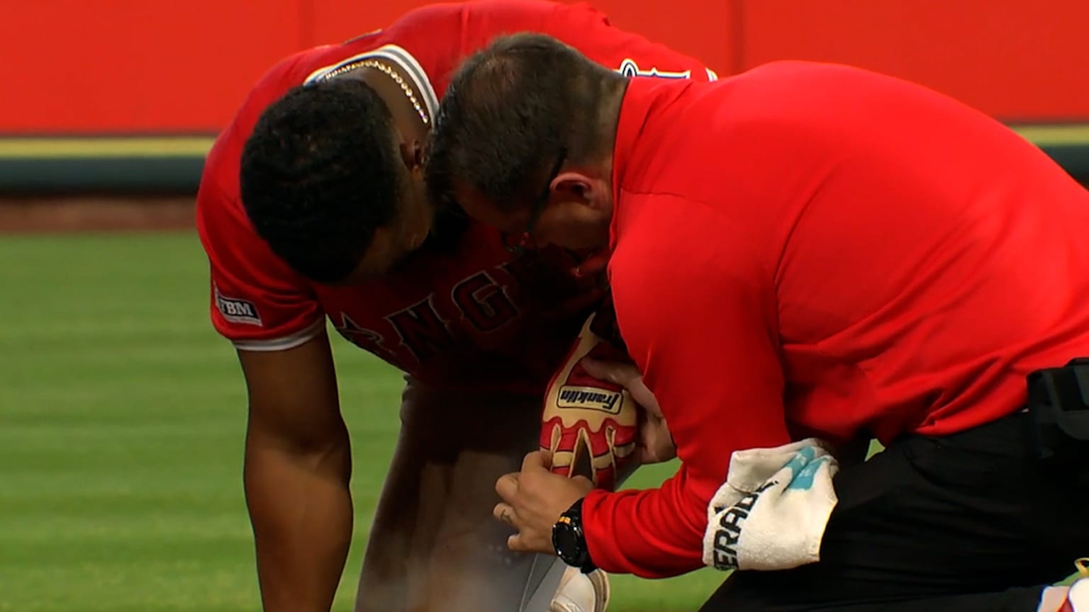 Luis Rengifo is shaken up, remains in game | 05/20/2024 | MLB.com