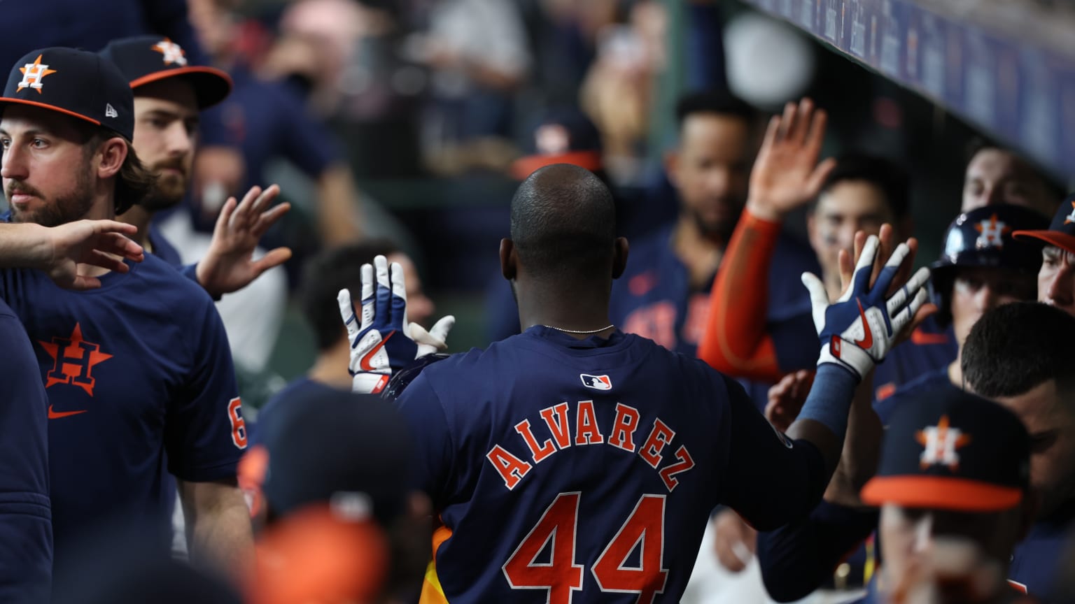 Yordan Alvarez's second home run of the game (11) 06/01/2024