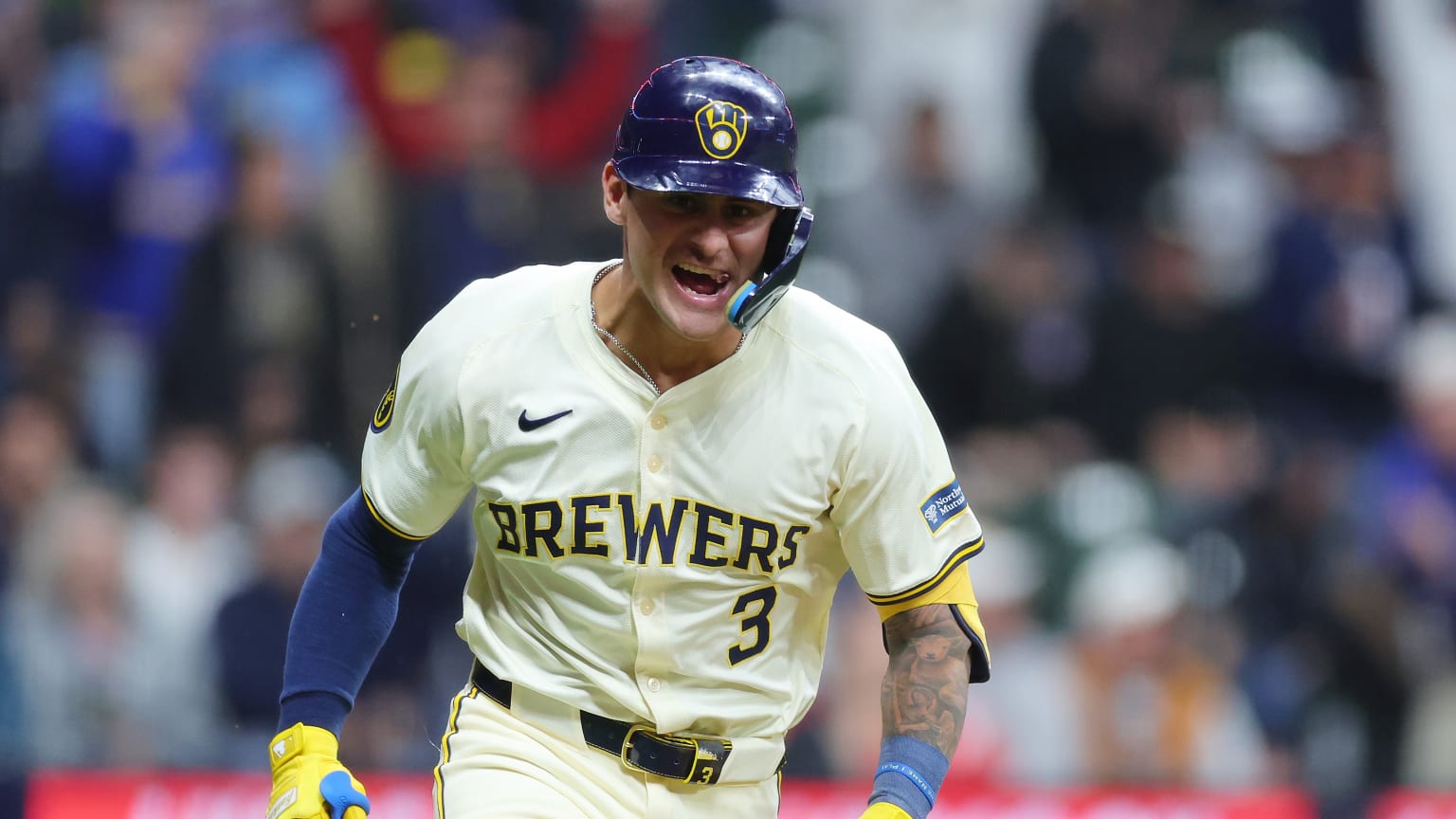 Joey Ortiz's walk-off single in the 11th | 04/26/2024 | Milwaukee Brewers