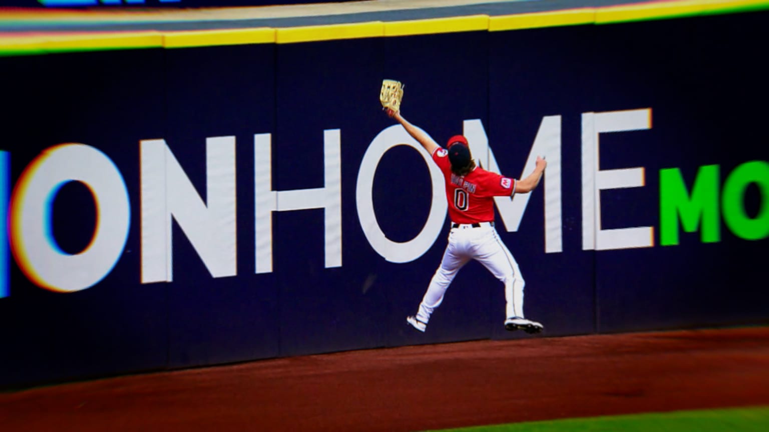 Daily Dash: Halpin's running catch, Arozarena's leap | 08/06/2026 | New ...