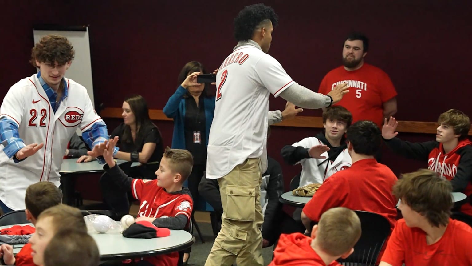 A look at the first 2 days of the 2023 Reds Caravan | 01/25/2023 ...