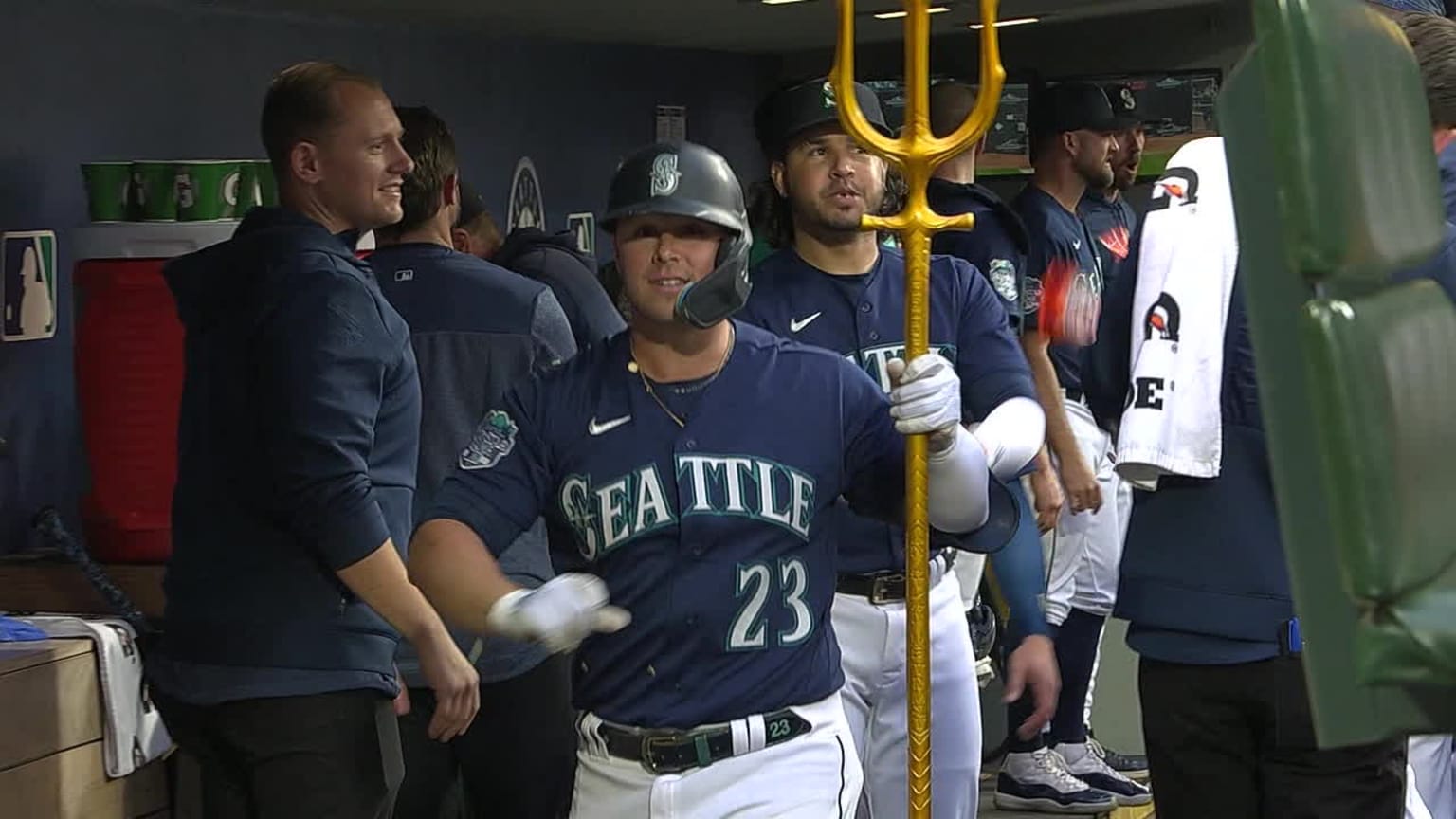 Ty France's caps five hit night with home run to lift Mariners