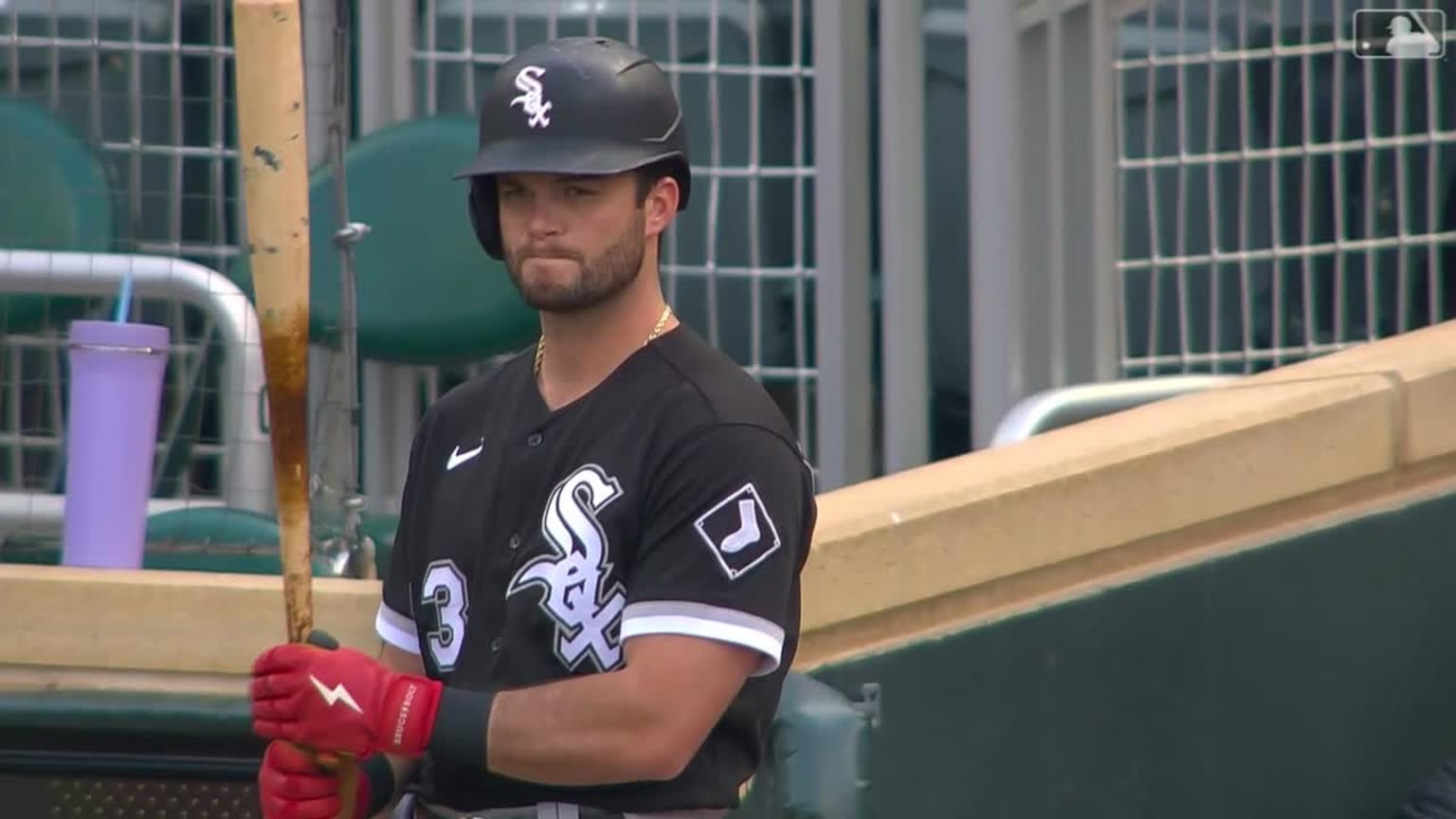 Andrew Benintendi Launches First Home Run in White Sox Uniform