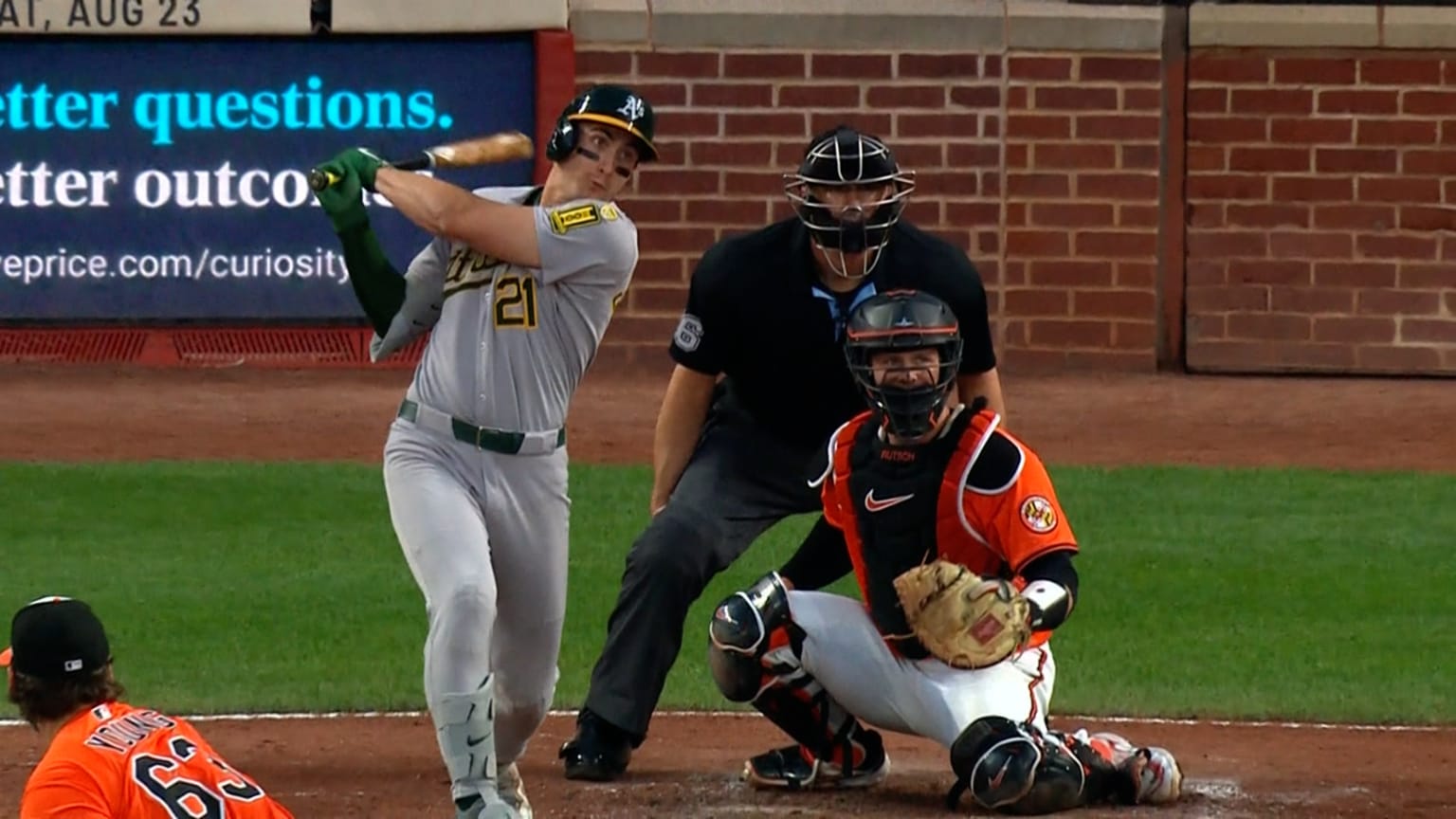 Tyler Soderstrom extends hit streak to 10 games | 08/09/2025 | Athletics
