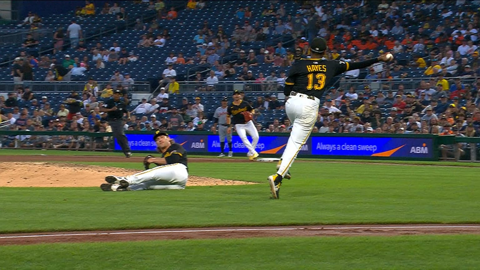 Ke'Bryan Hayes' slick defense | 07/21/2025 | Cincinnati Reds