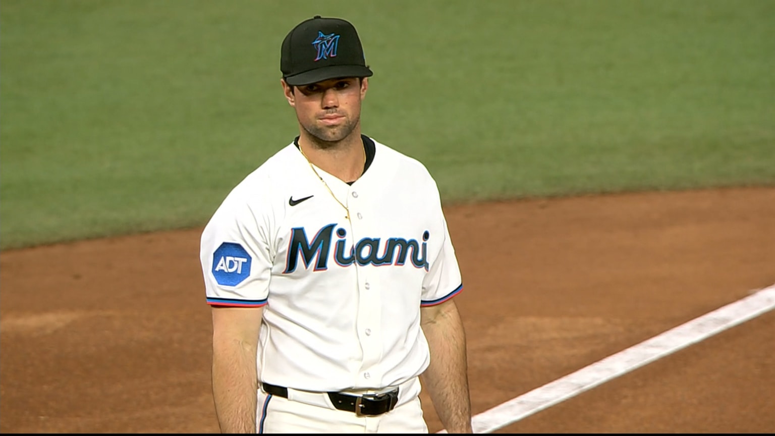 Graham Pauley's nice barehanded play | 03/31/2026 | Miami Marlins