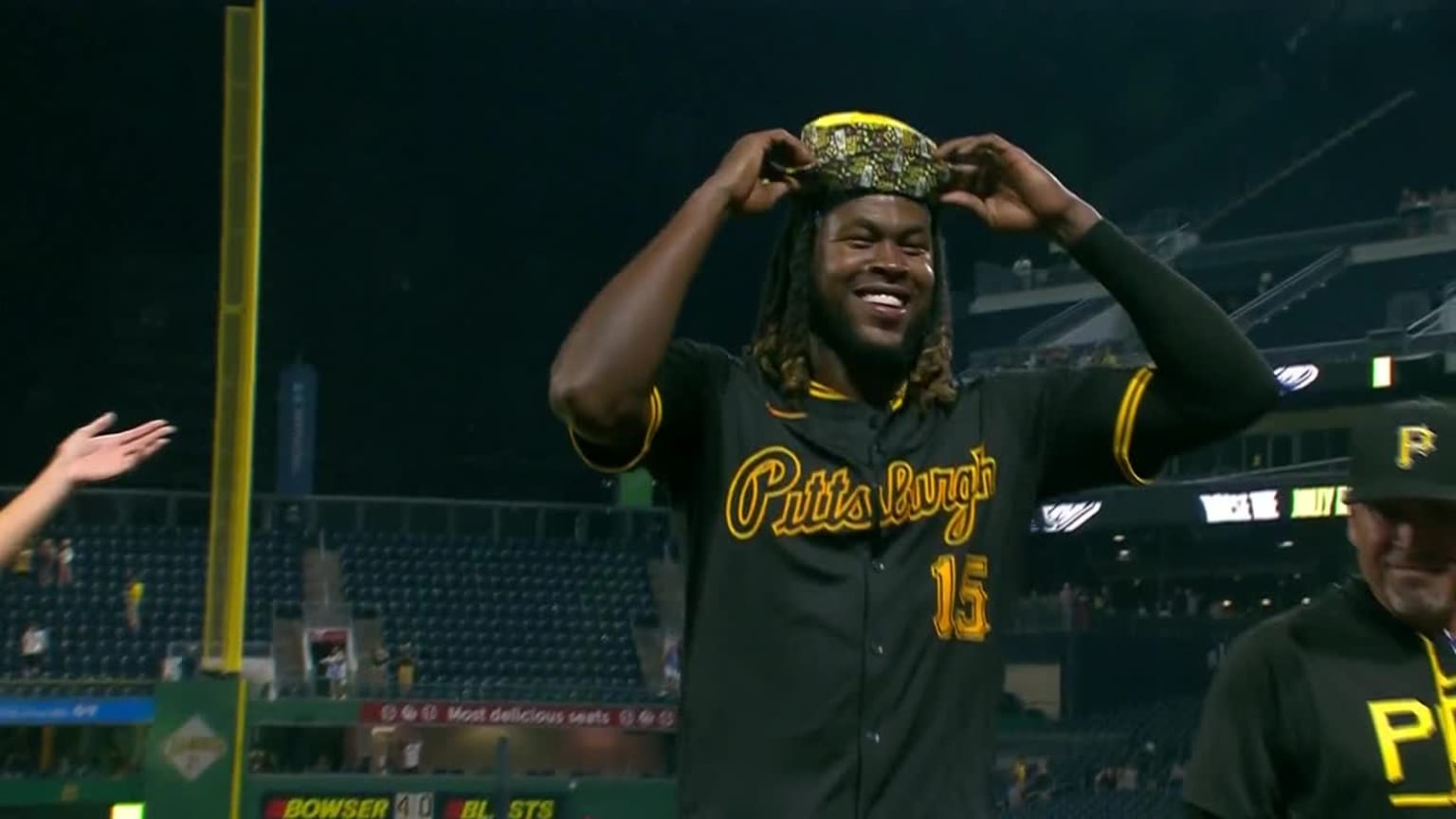 Oneil Cruz on his walk-off hit | 07/03/2024 | Pittsburgh Pirates