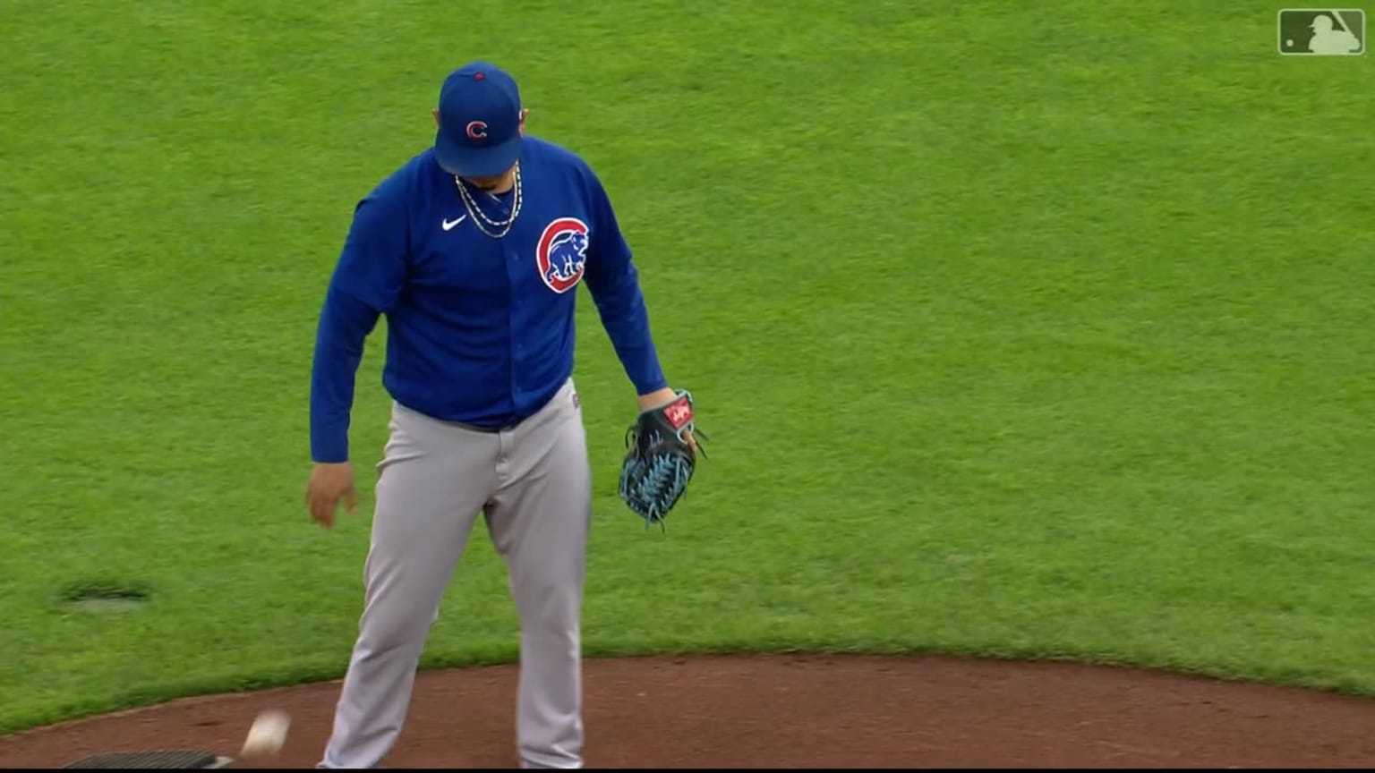 Javier Assad pitches eight scoreless innings vs. Reds 09/02/2023