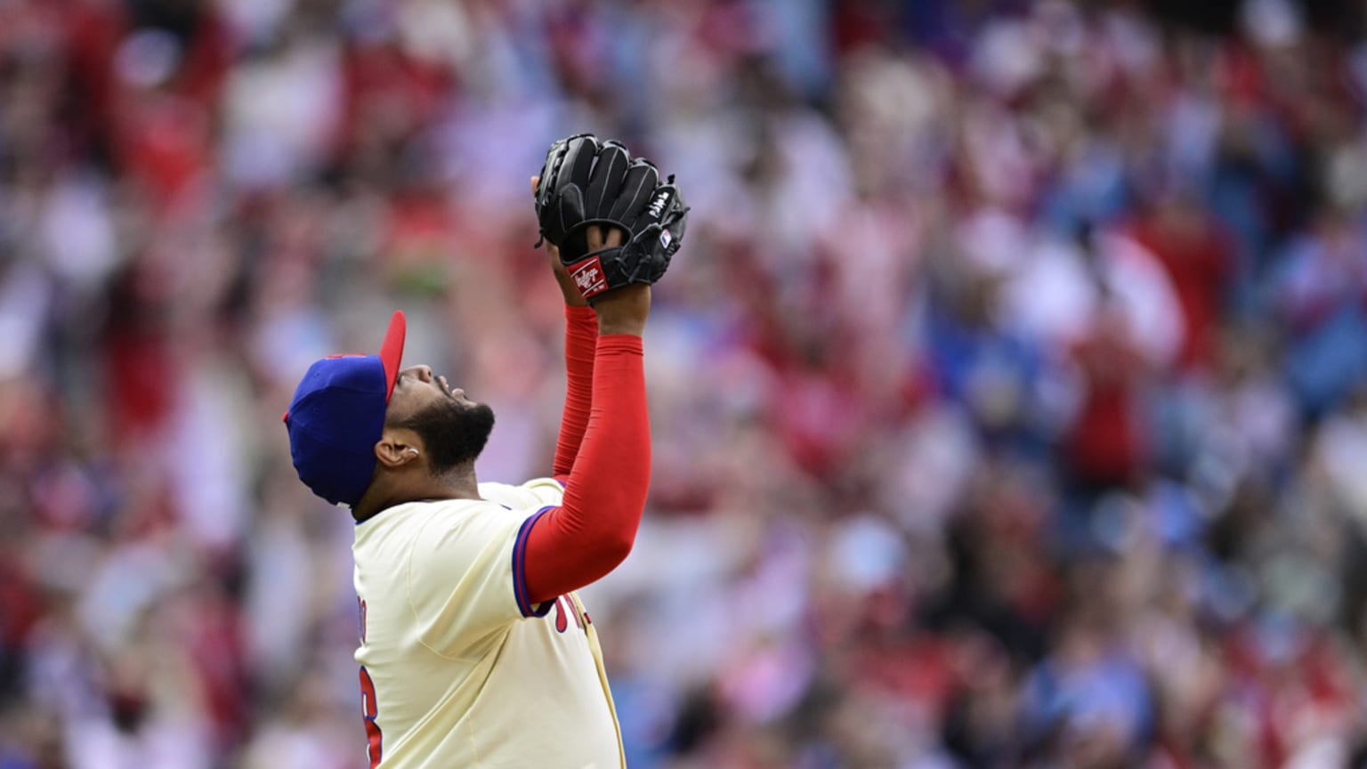 José Alvarado seals save, Phillies' first win of 2024 03/31/2024