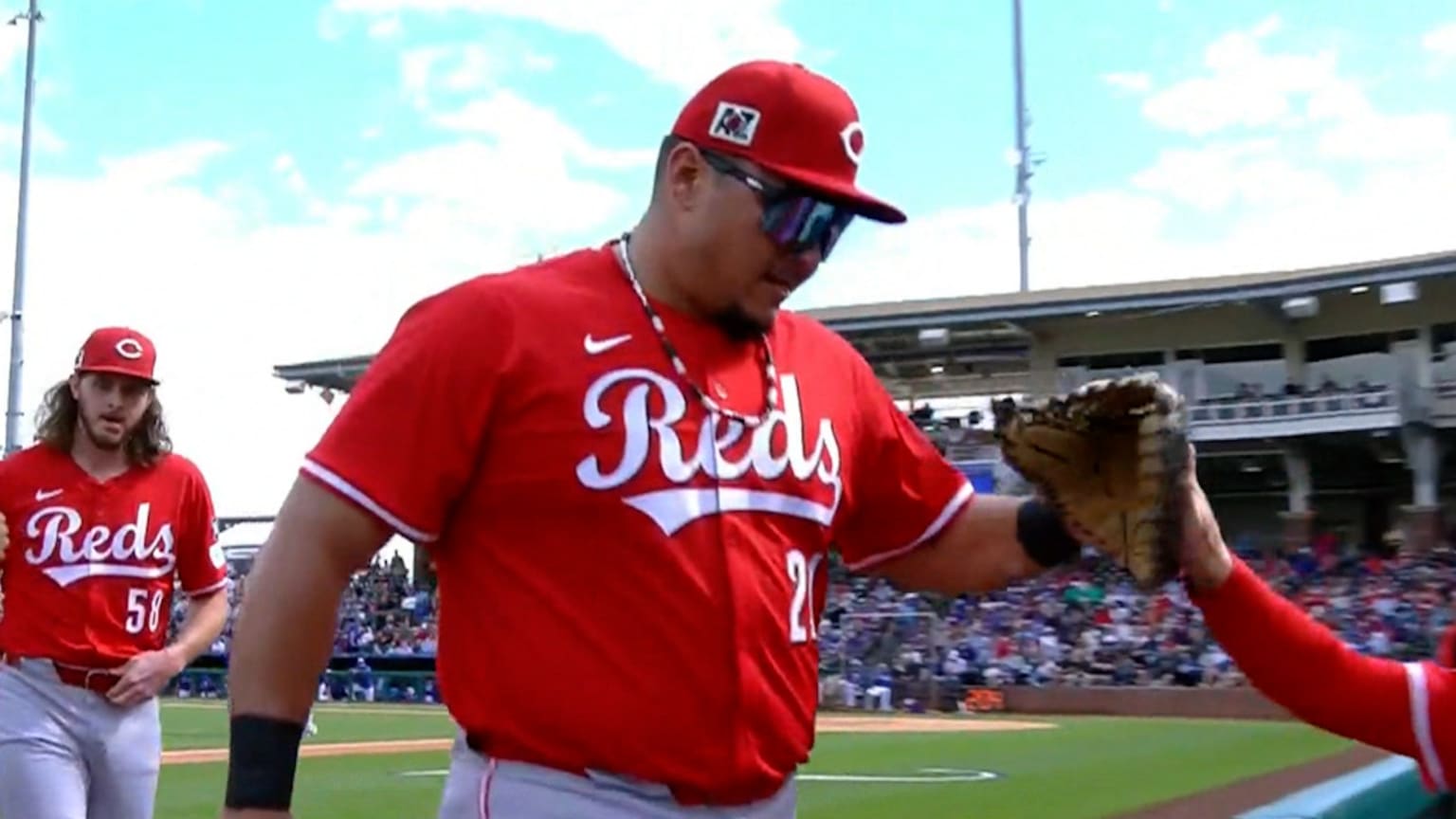 Reds Turn Two To End The 6th 03 12 2025 Cincinnati Reds