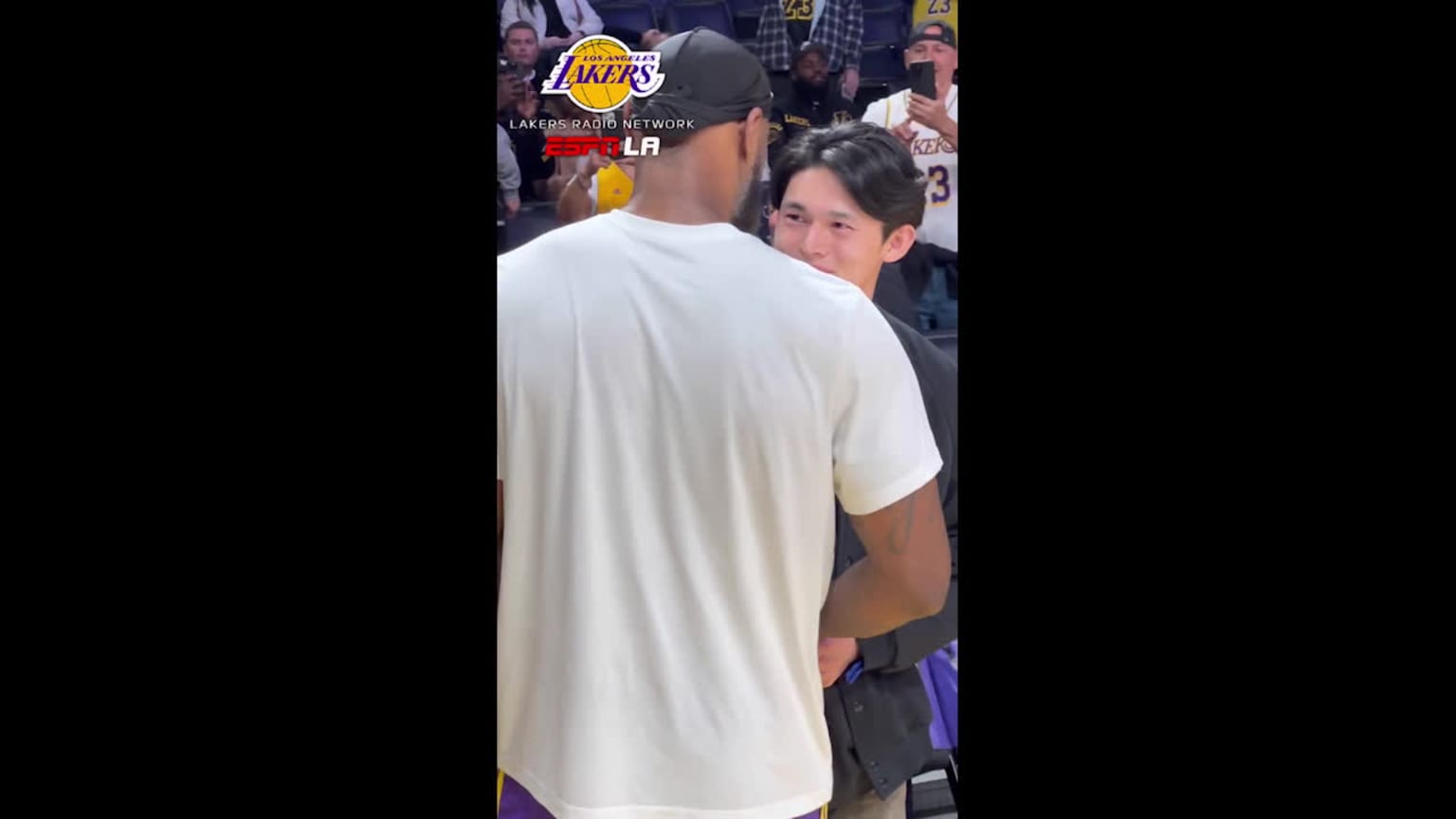 Roki Sasaki meets LeBron James 01/22/2025 Los Angeles Dodgers