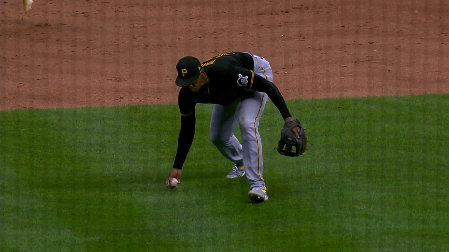 Ke'Bryan Hayes Play, Major League Baseball, Hayes with the play! MLB x  Pixel Vault, By Pittsburgh Pirates