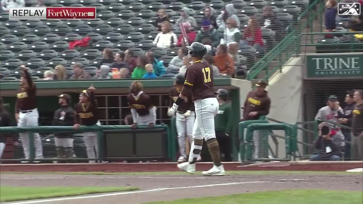 Brandon Valenzuela cranks a solo homer to right 04/30/2023