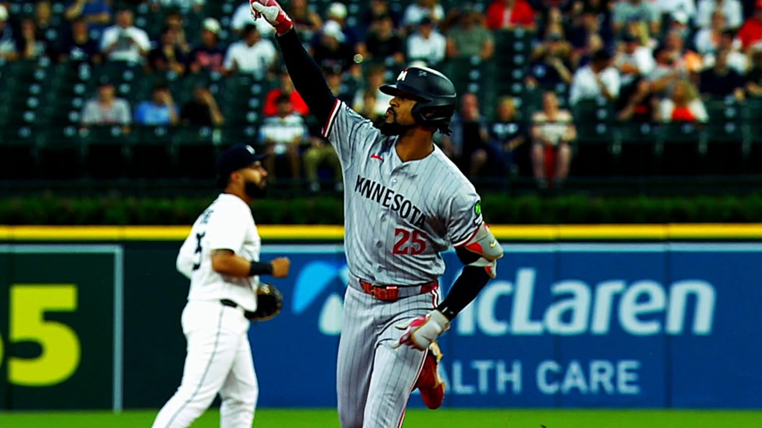 Byron Buxton is named the AL Player of the Week 06/15/2026