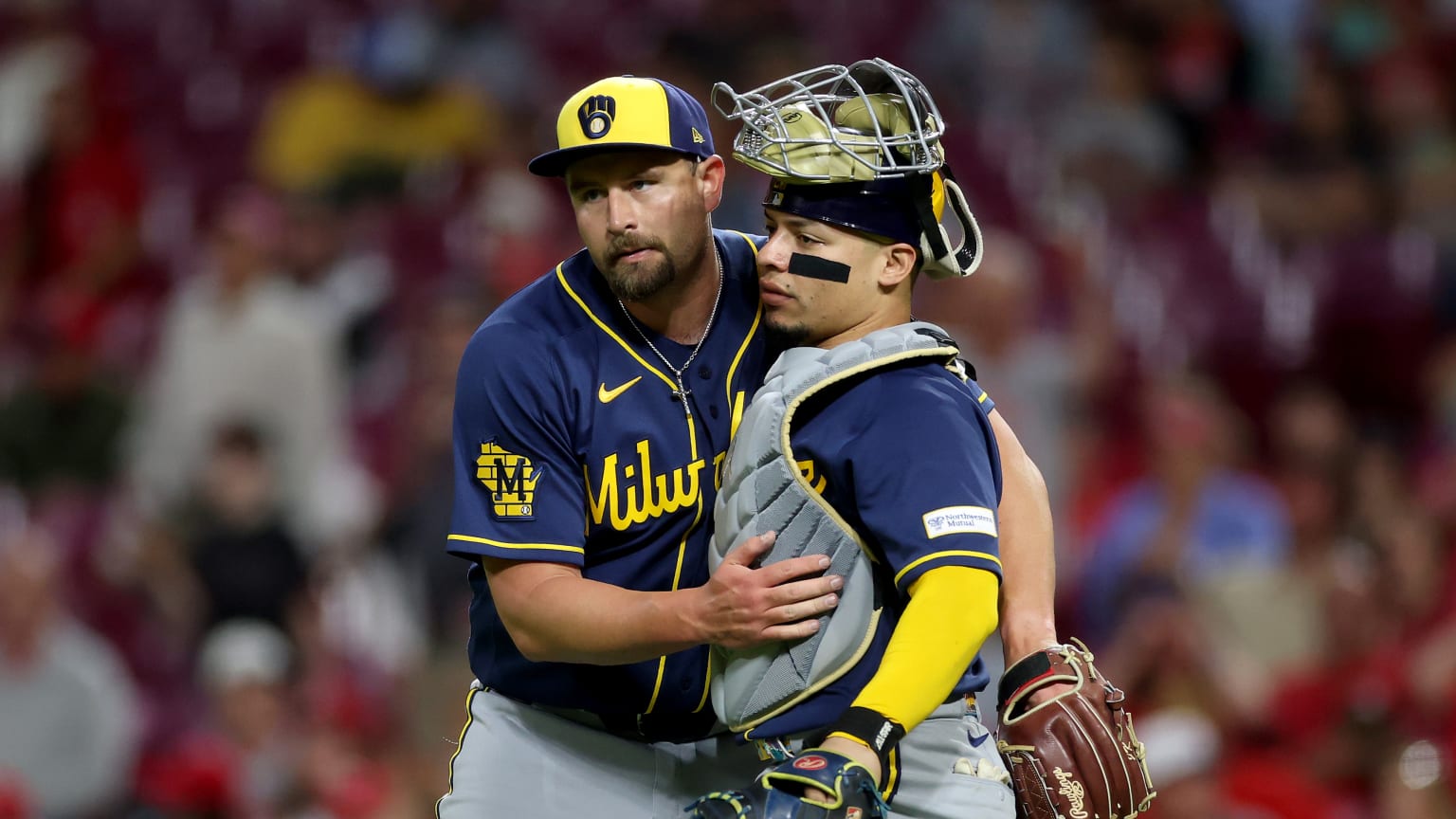 Joel Kuhnel secures Brewers' 2-1 win