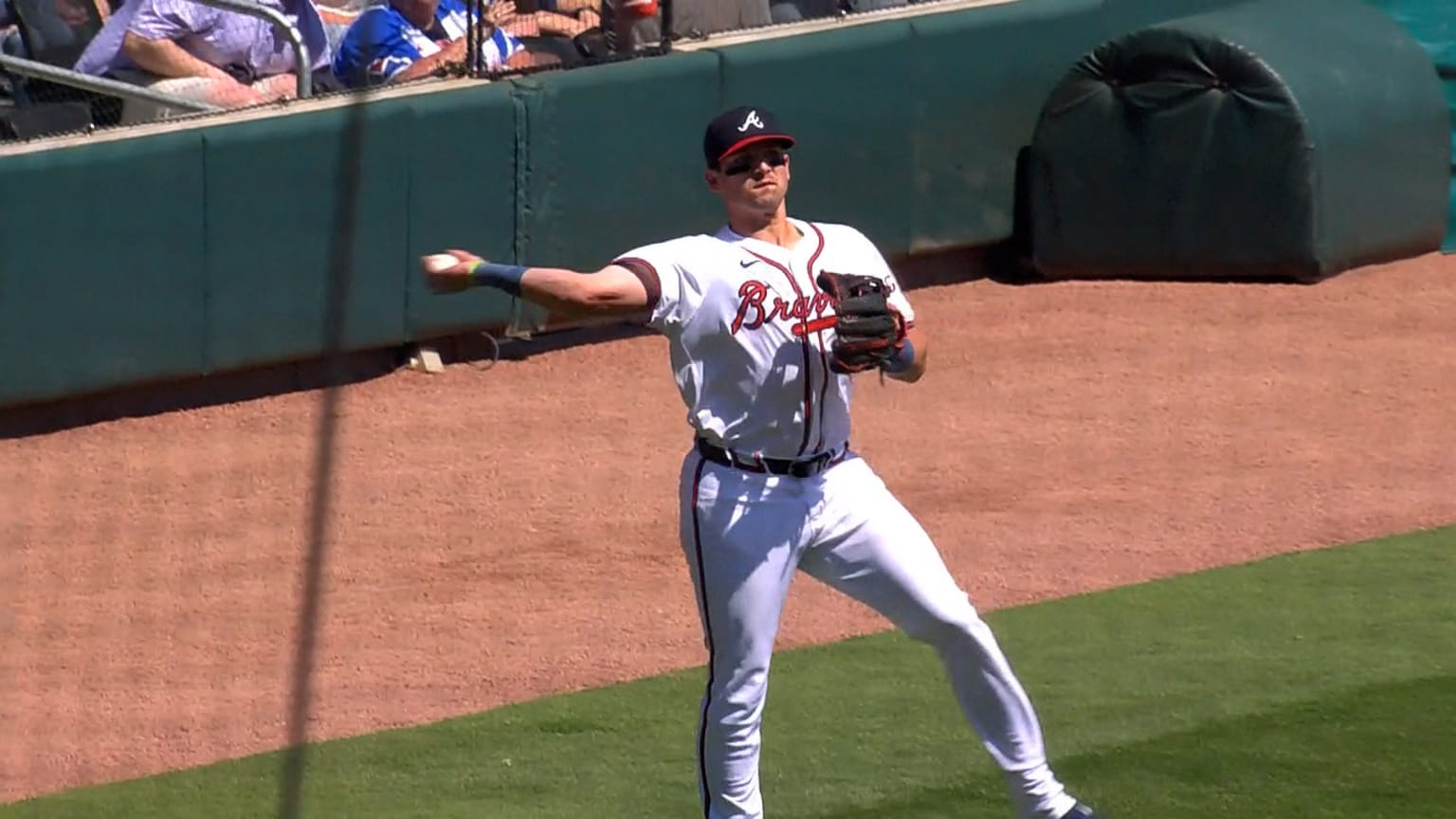 Austin Riley's smooth play at third base | 04/07/2024 | Atlanta Braves