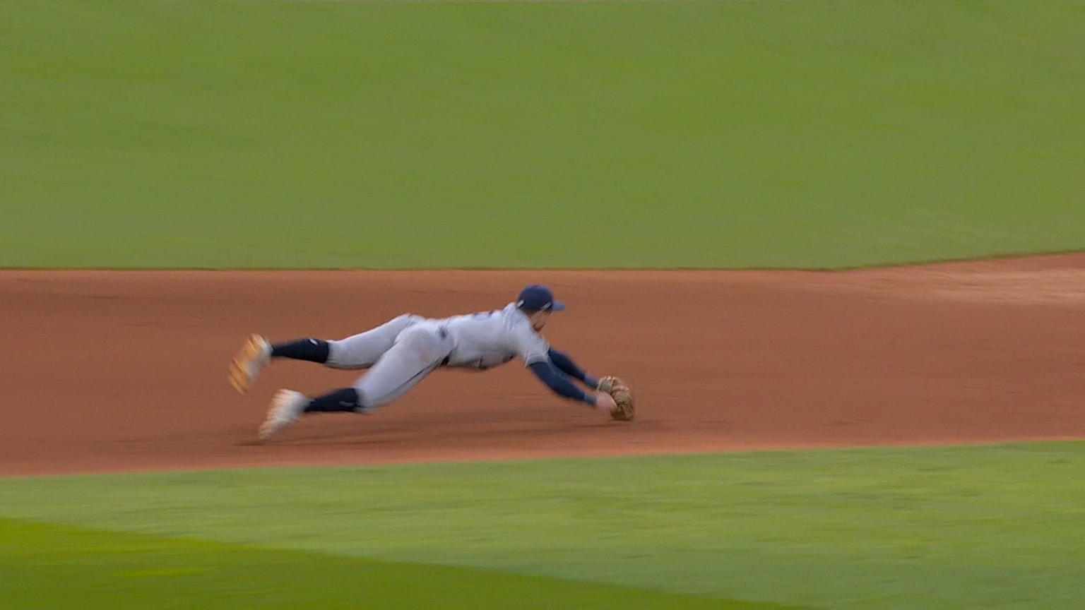 MLB India Call: Ben Williamson's diving play | 10/19/2026 | New York Mets