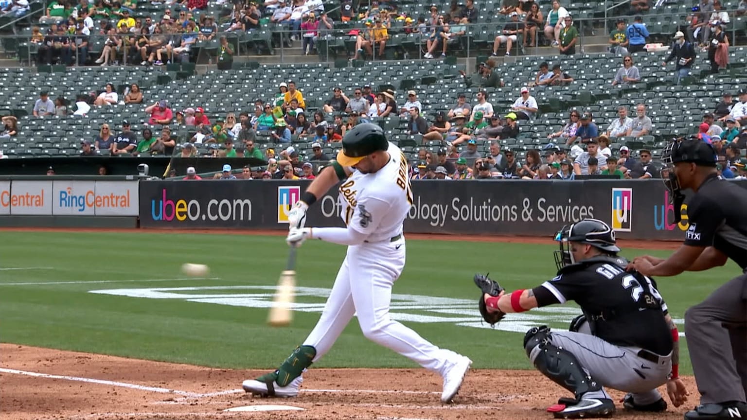 Seth Brown batea de 42 10/09/2022 Los Athletics de Oakland