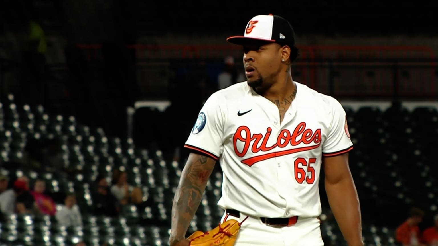 Gregory Soto fools Caratini with a slider