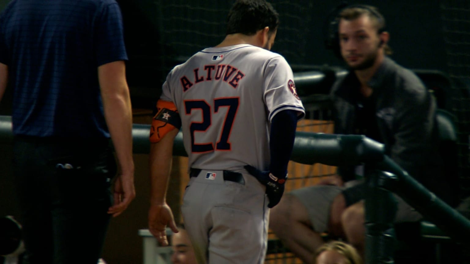 Jose Altuve Gets Hit By Pitch Leaves Game 07 05 2024 Houston Astros