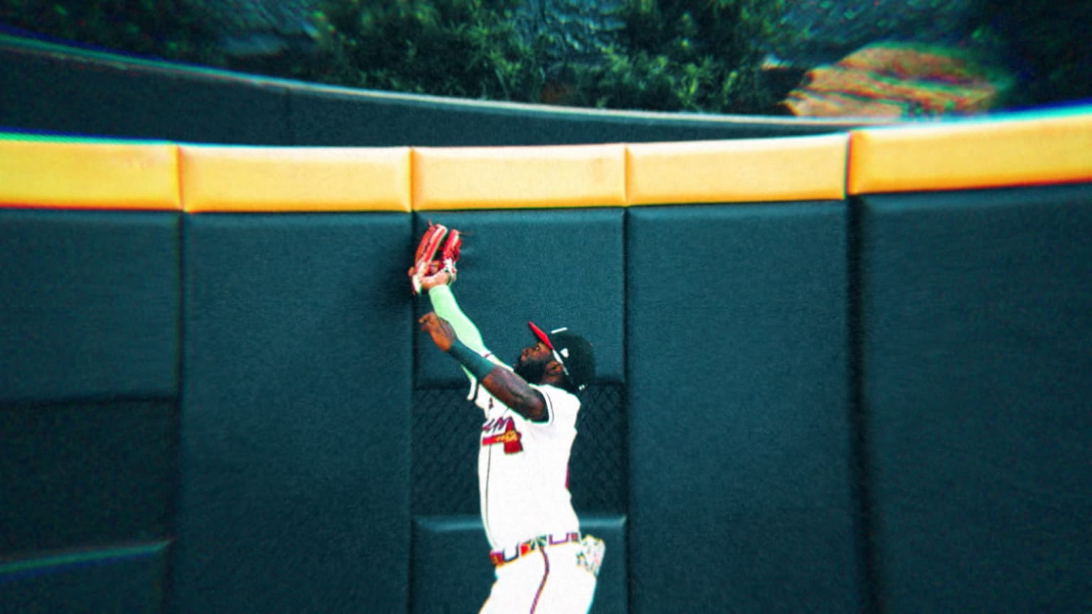 Daily Dash: Marlins' triple play, Ewing's catches