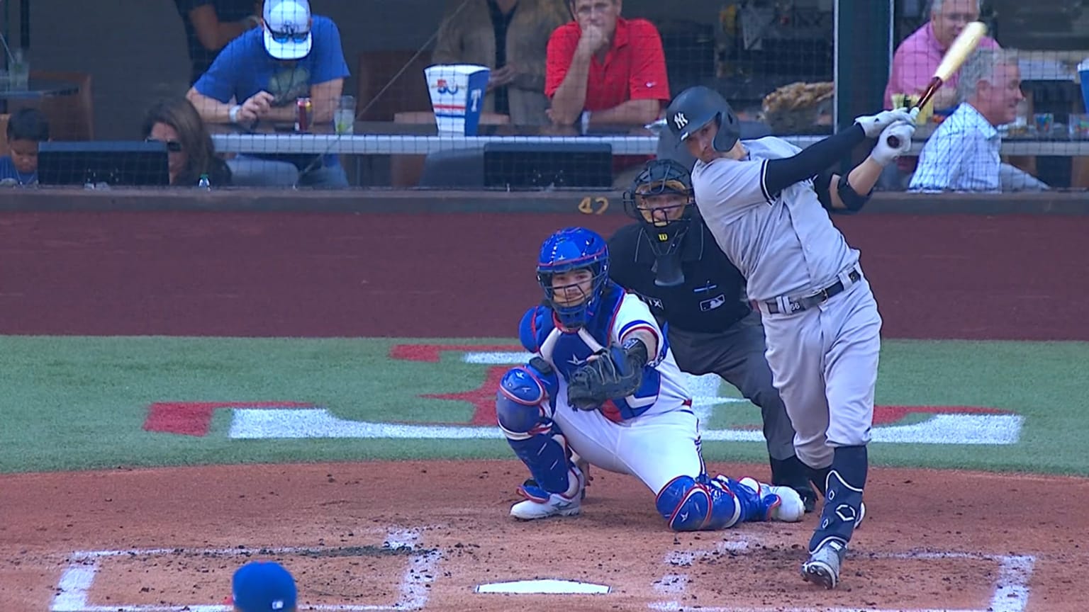 Kyle Higashioka ropes a single to score a run | 10/05/2022 | New York ...