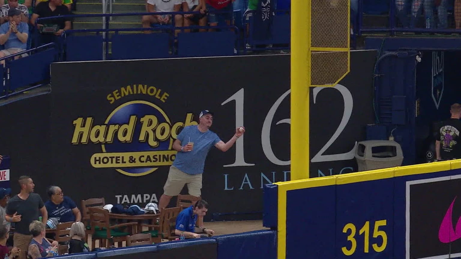 Rays fan makes a nice catch with a drink in hand | 08/25/2023 | Tampa ...