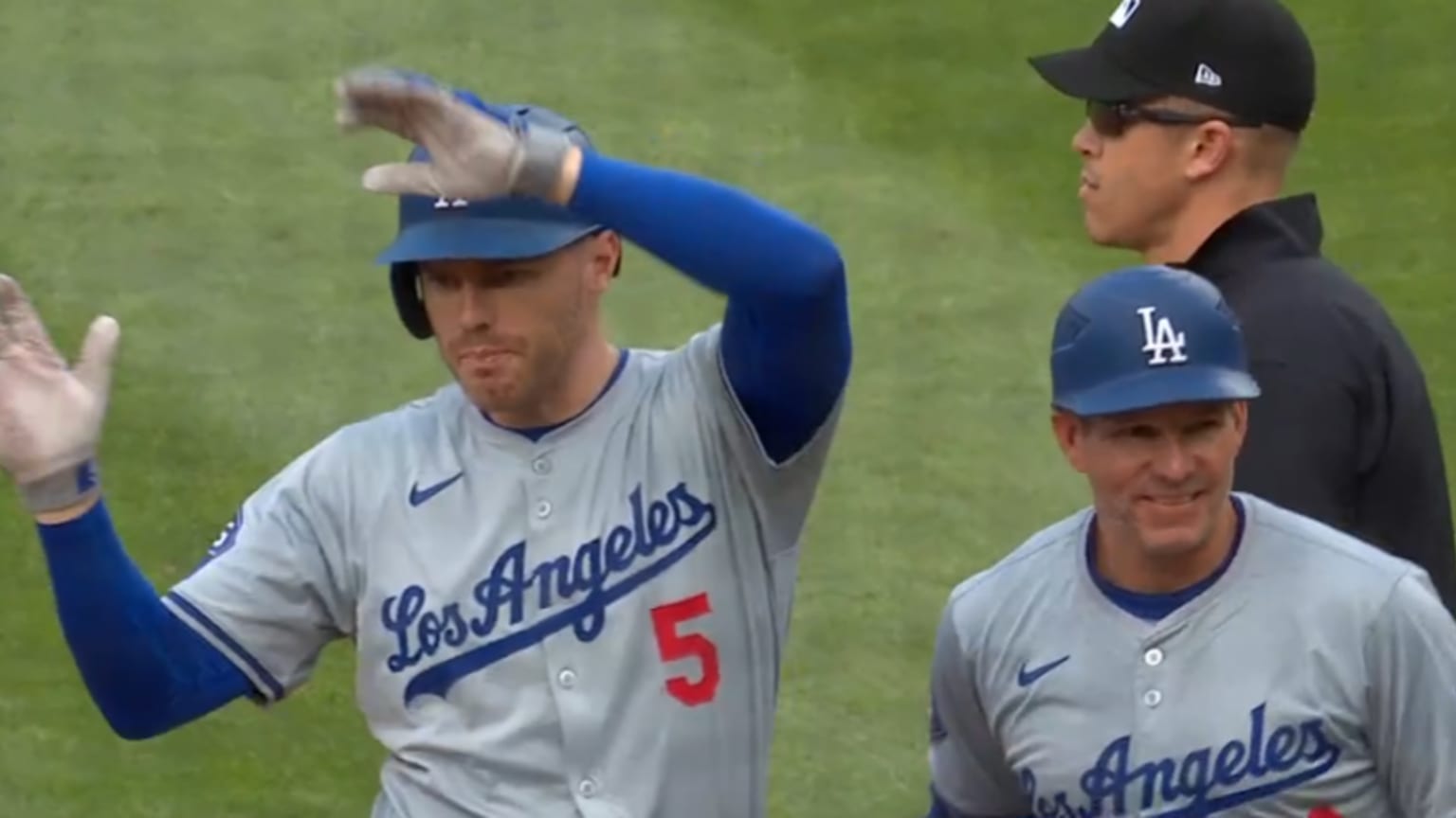 Neto'S Leadoff Domination: The Dodgers' Biggest Threat? - 03td3e7
