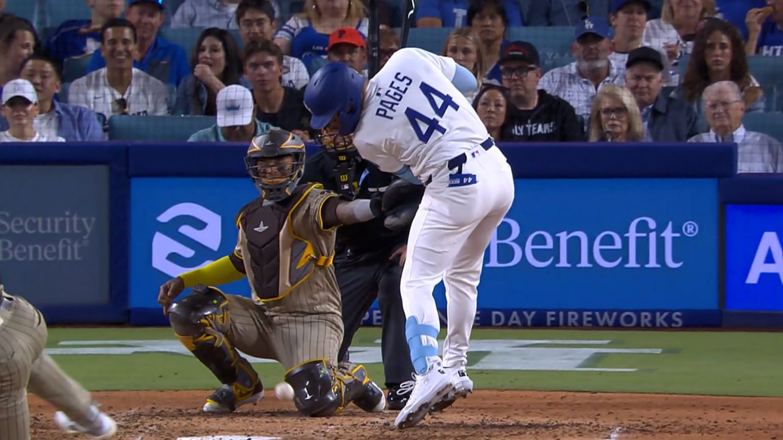 Dylan Cease hits Andy Pages, tempers flare | 06/16/2025 | San