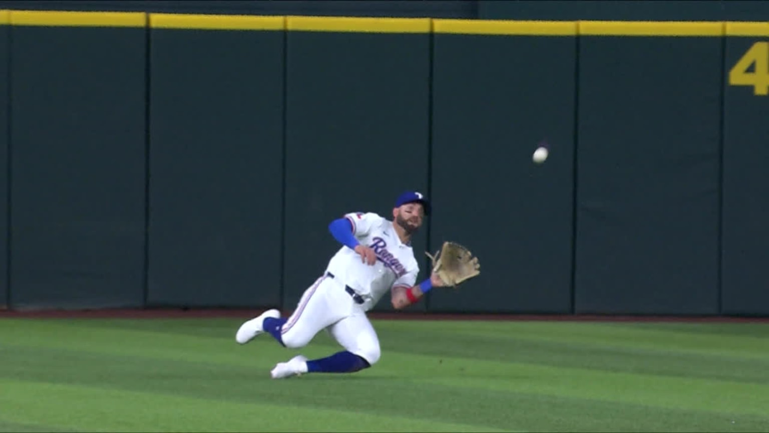 Kevin Pillar's nice sliding catch | 03/27/2025 | Texas Rangers