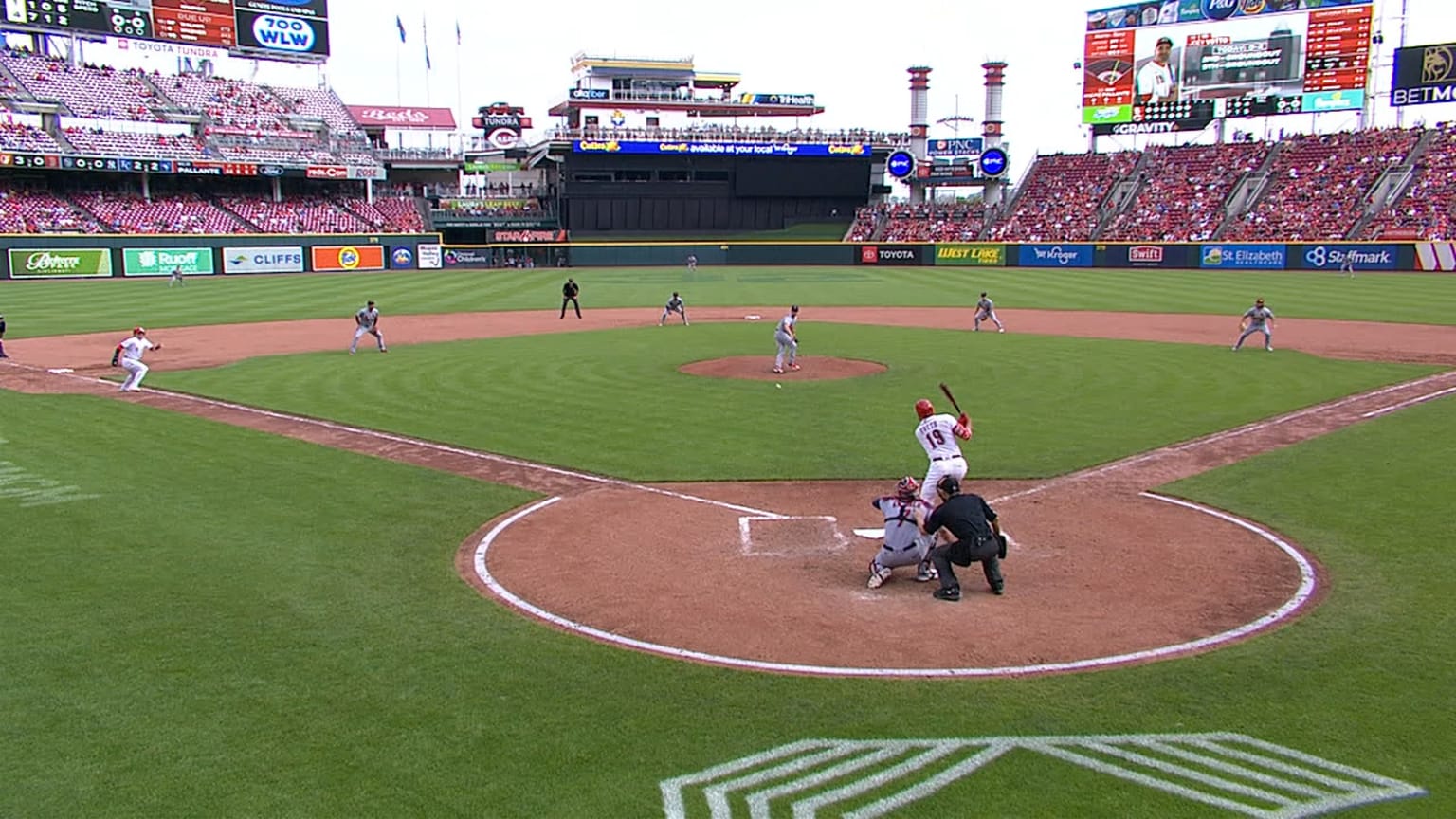 Joey Votto hits an RBI ground out in the 6th inning | 09/10/2023 ...