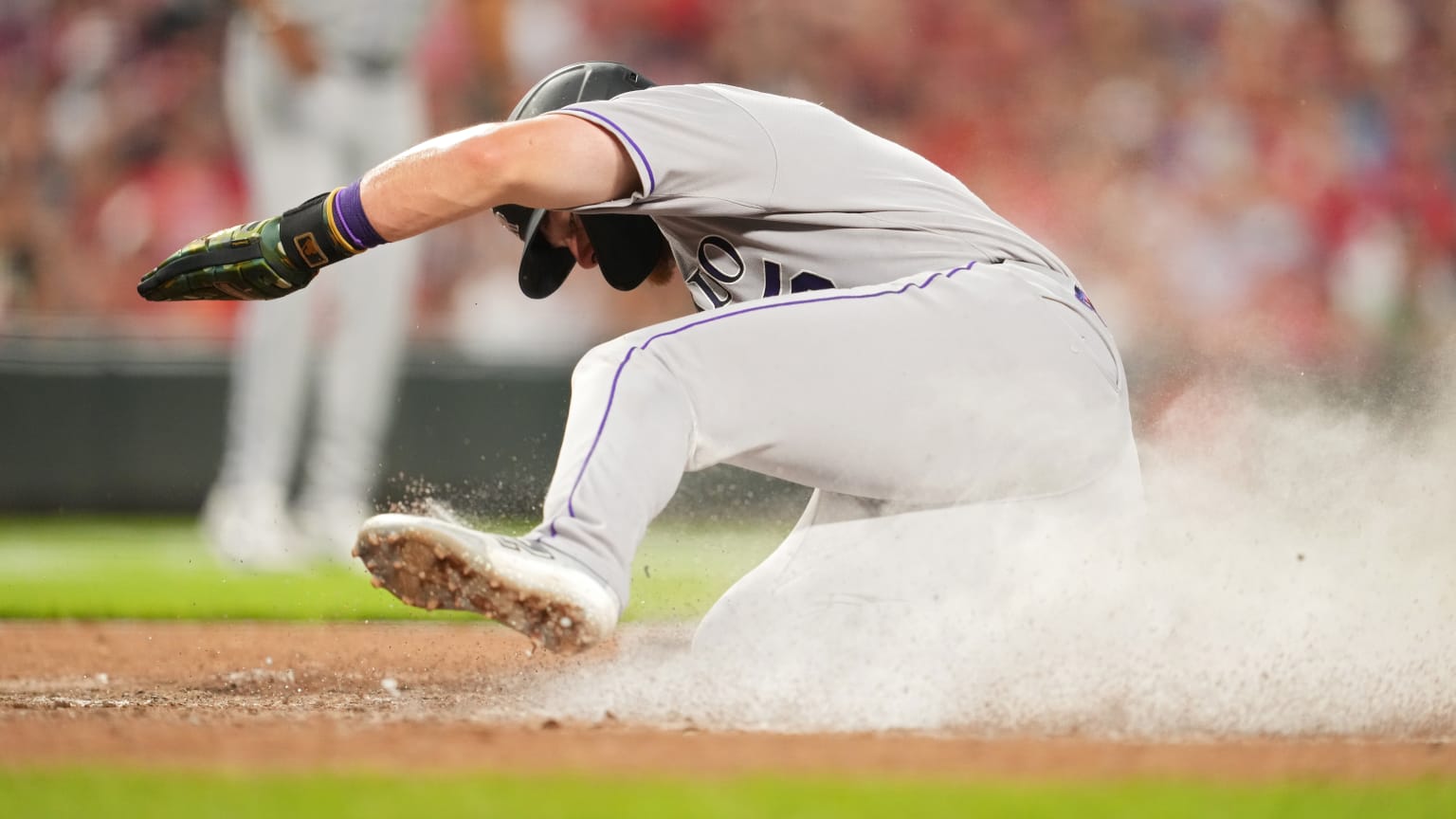 Rockies take the lead on a wild pitch | 07/11/2025 | MLB.com