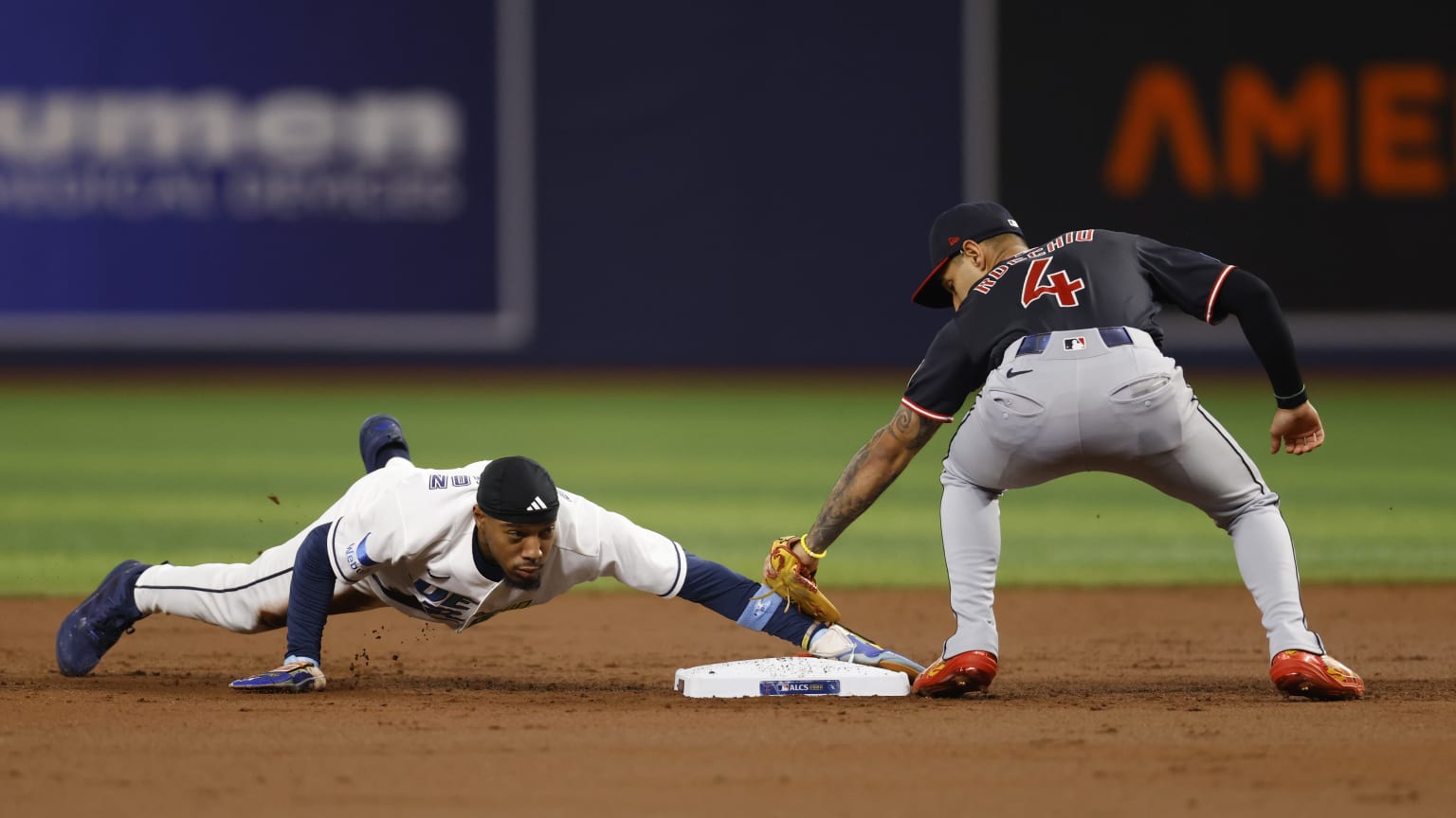 Chandler Simpson se roba la segunda | 19/10/2026 | Lasmayores.com