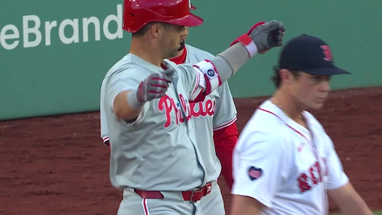 Merrifield amplía la ventaja con sencillo 12/06/2024 Los Phillies
