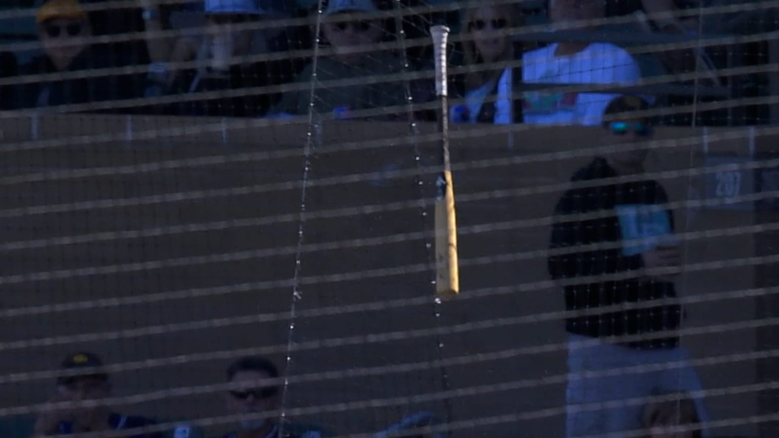 Adrian Del Castillo loses his bat in the netting | 03/04/2023 | Arizona ...