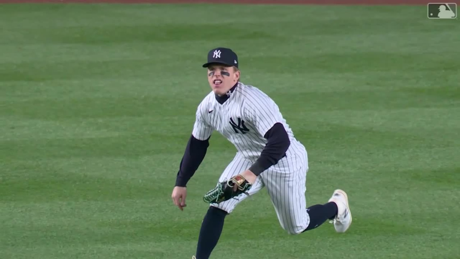 I can get used to watching Harrison Bader in c yankees gear near