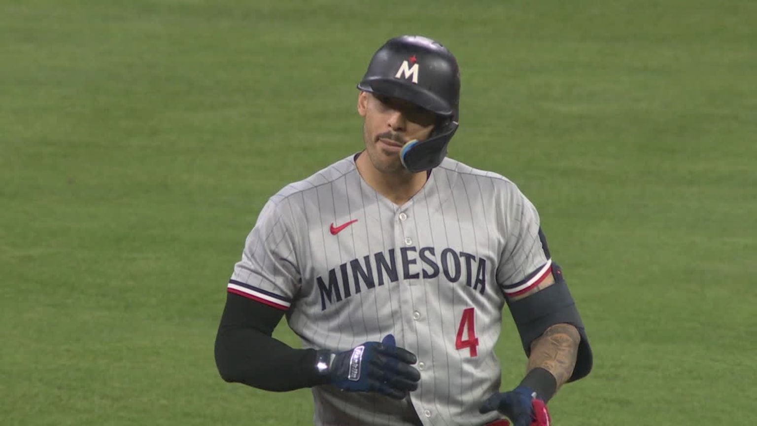 Carlos Correa hits a two-run single, extending the Twins' lead