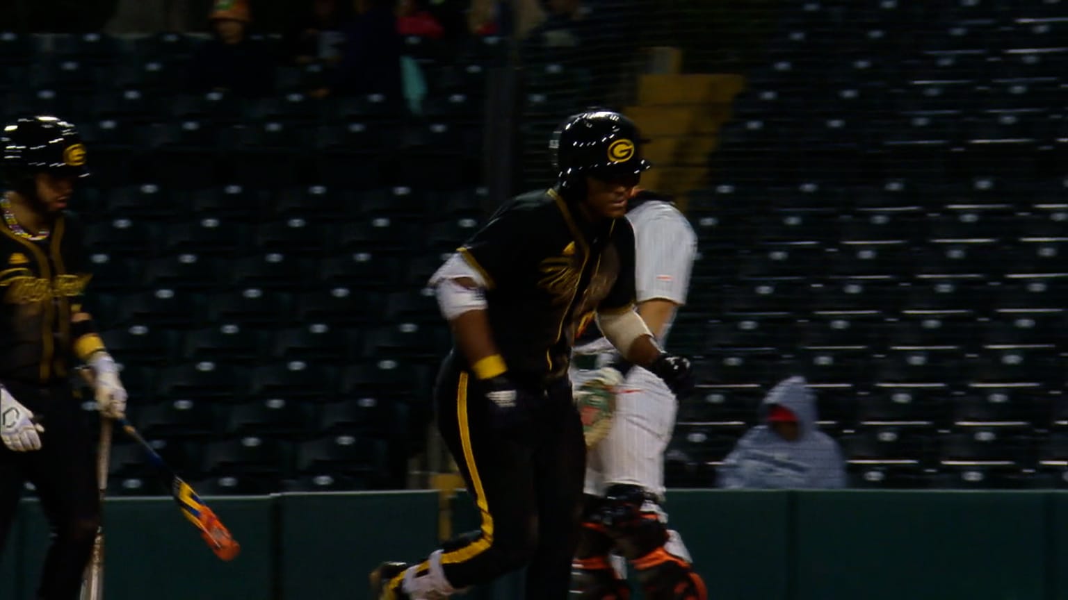 Ashton Inman cranks a go-ahead home run in the 8th | 02/24/2024 | MLB.com