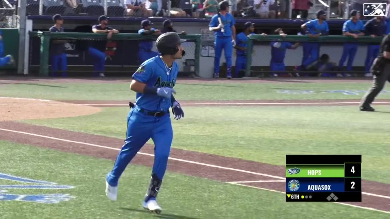 axel-sanchez-slugs-his-fifth-homer-to-left-center-17-07-2023-los