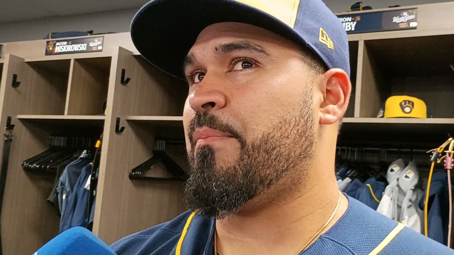 Antonio Senzatela gozó su debut en SM | 27/10/2026 | Los Brewers de ...