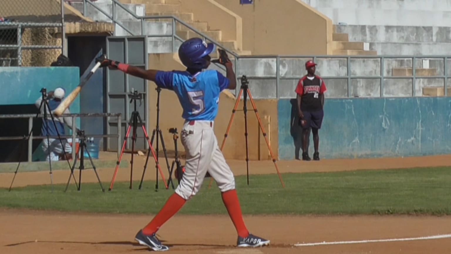 Top Int'l Prospects: Solano, SS/3B | 09/15/2024 | MLB.com