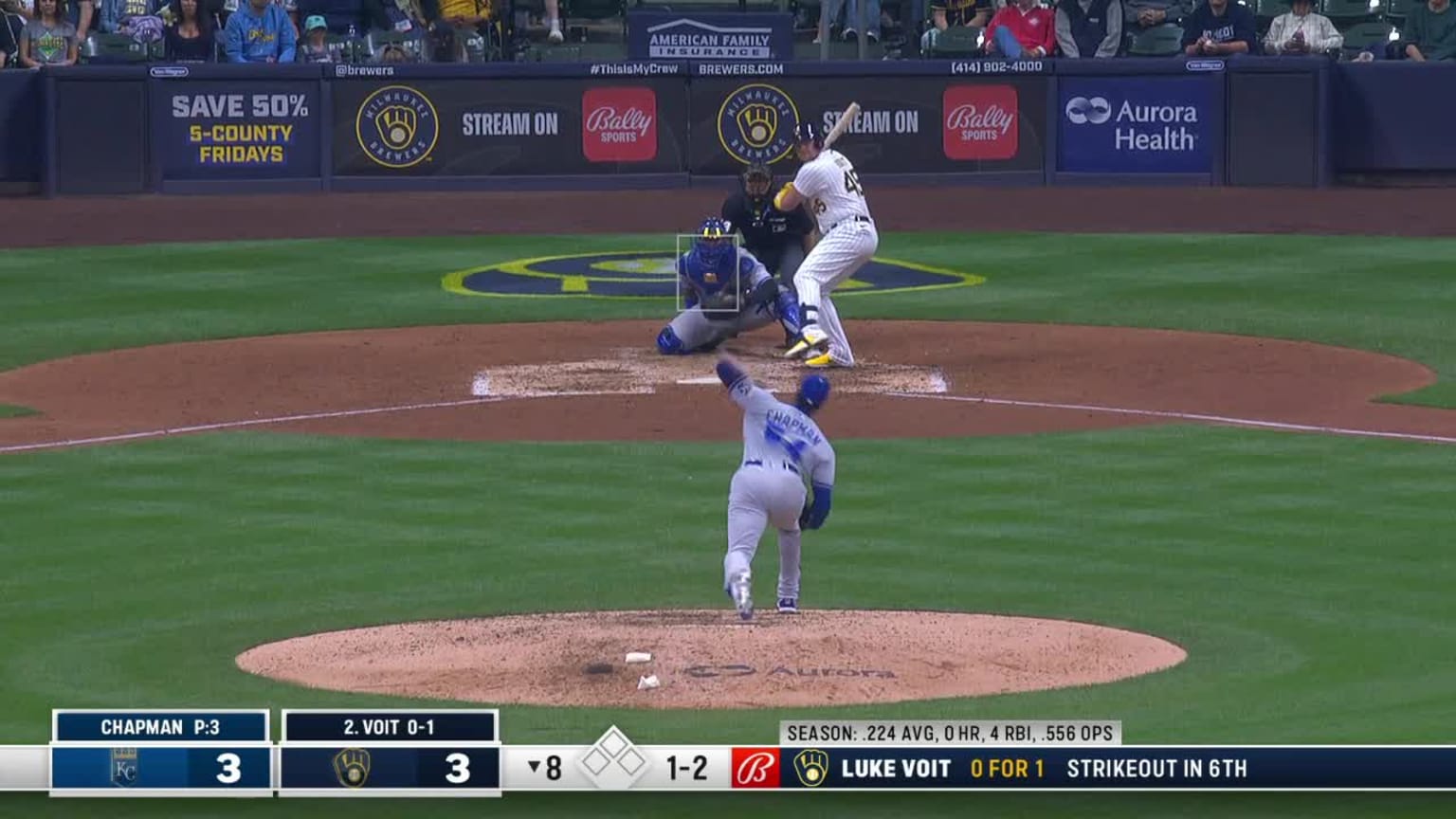 Luke Voit strikes out swinging. | 05/13/2023 | Kansas City Royals