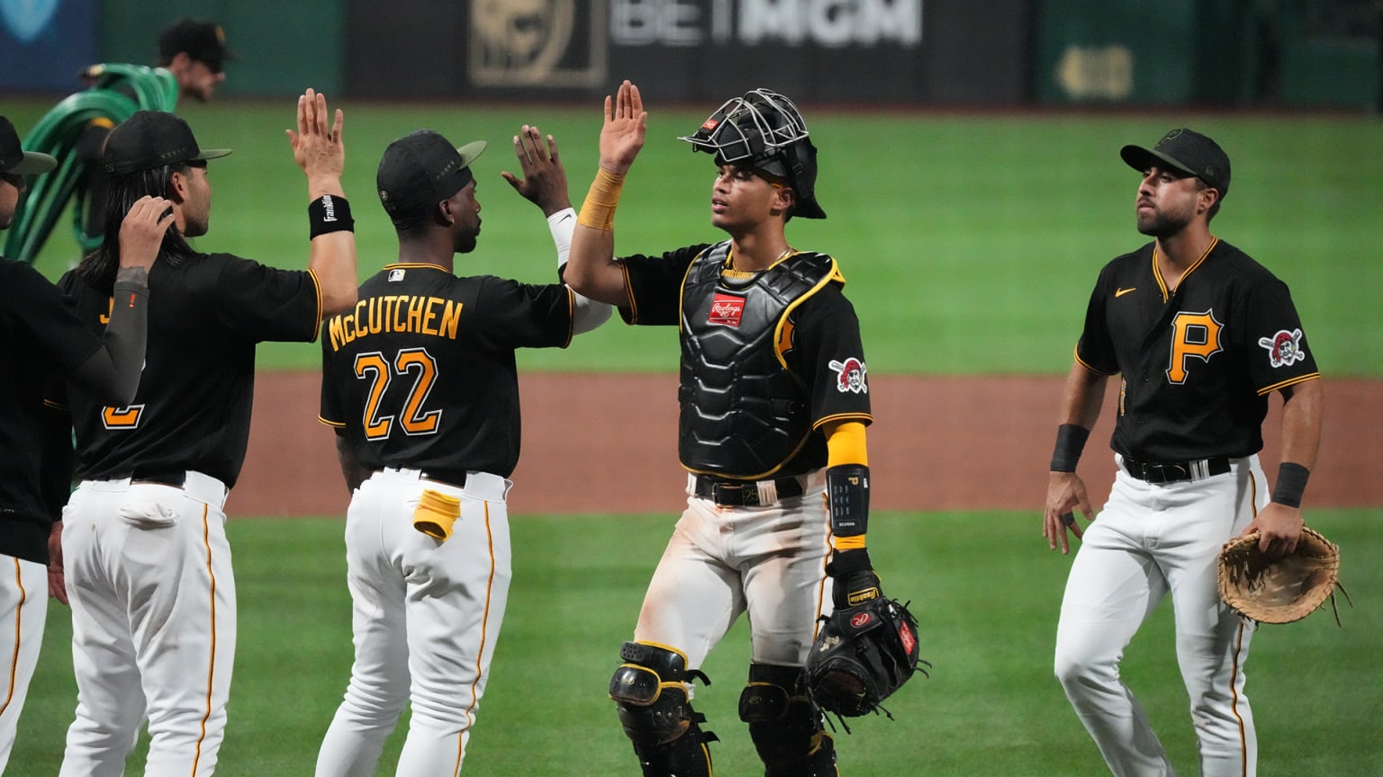 Braves, Pirates - 08/07/2023 | Game Video Highlights | MLB Film Room